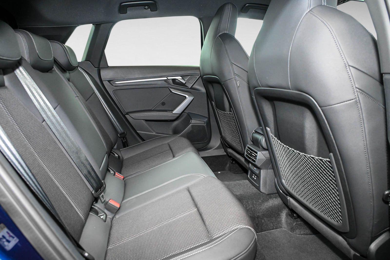 Audi A3 Sportback advanced 35 TFSI S - Samsaru's Car Outlet