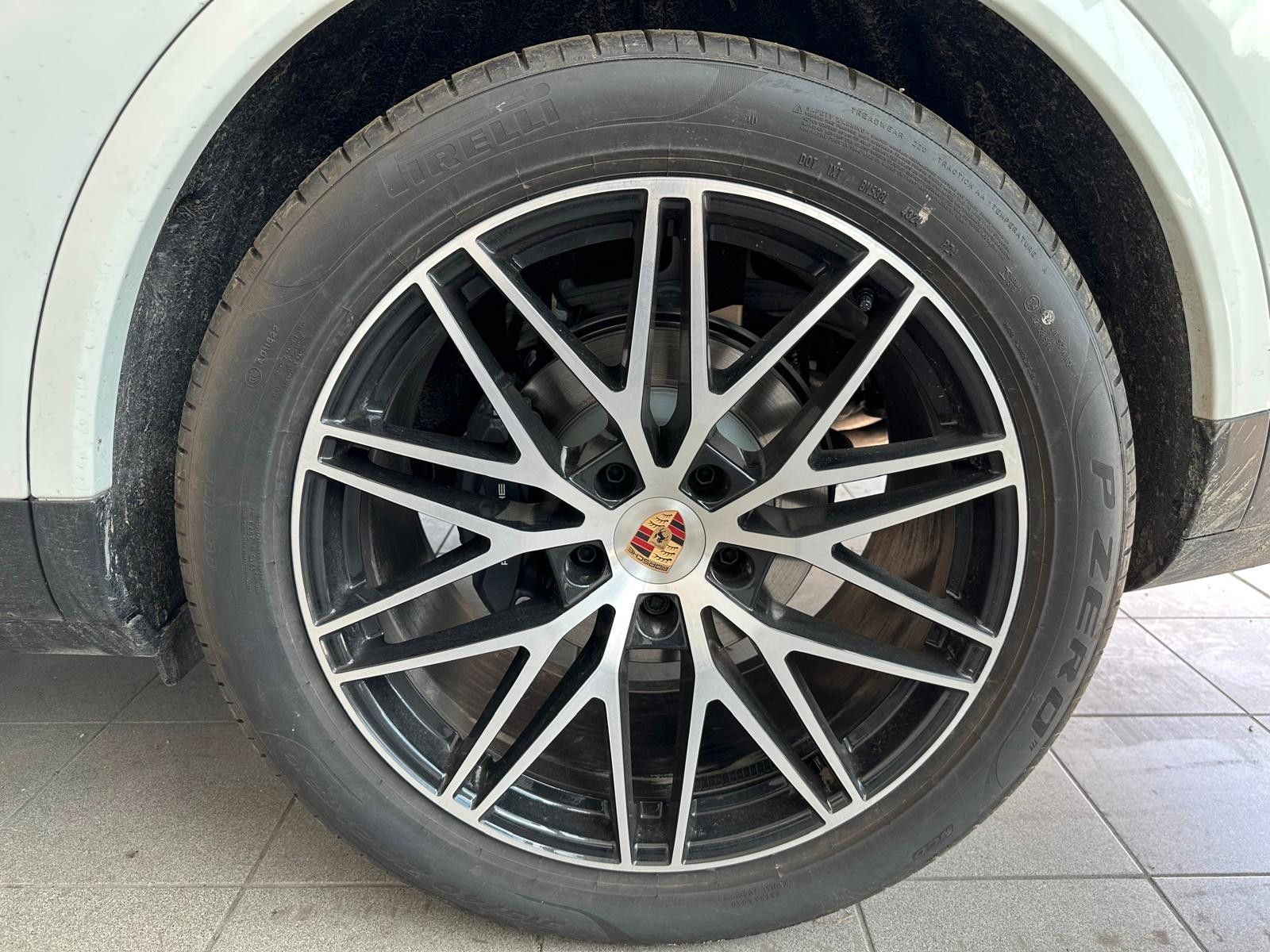 Porsche Cayenne Coupe Facelift MY25/-17%/Mass/Mtx/14W/21