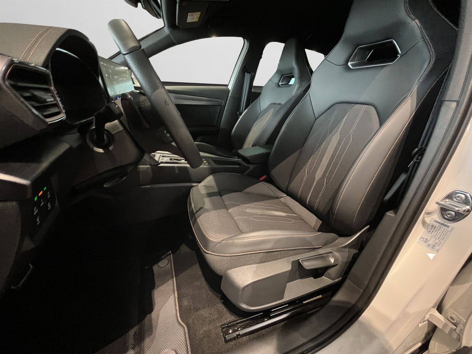 Cupra Formentor VZ 2.0 TSI 4DRIVE - Samsaru's Car Outlet