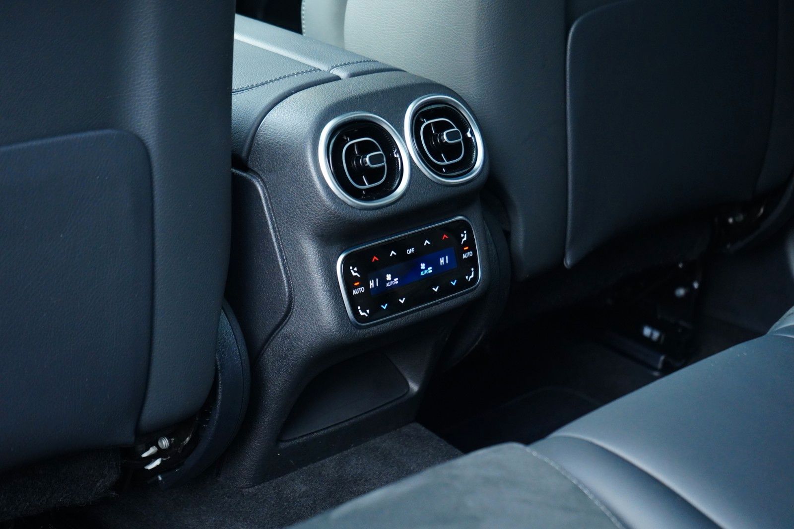 Mercedes-Benz GLC 200 d 4M AMG+/MANUFKTR/360°/DIGITAL/PANO/BUR