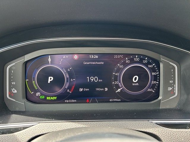 Volkswagen Passat Variant GTE 217PS DSG LEDER+IQ.Light +Kam