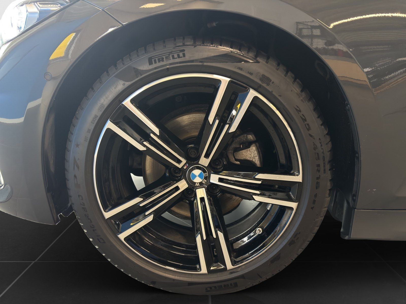 BMW 320d Limousine/ M-Sport/ 360°/ Adapt. LED/ HiFi