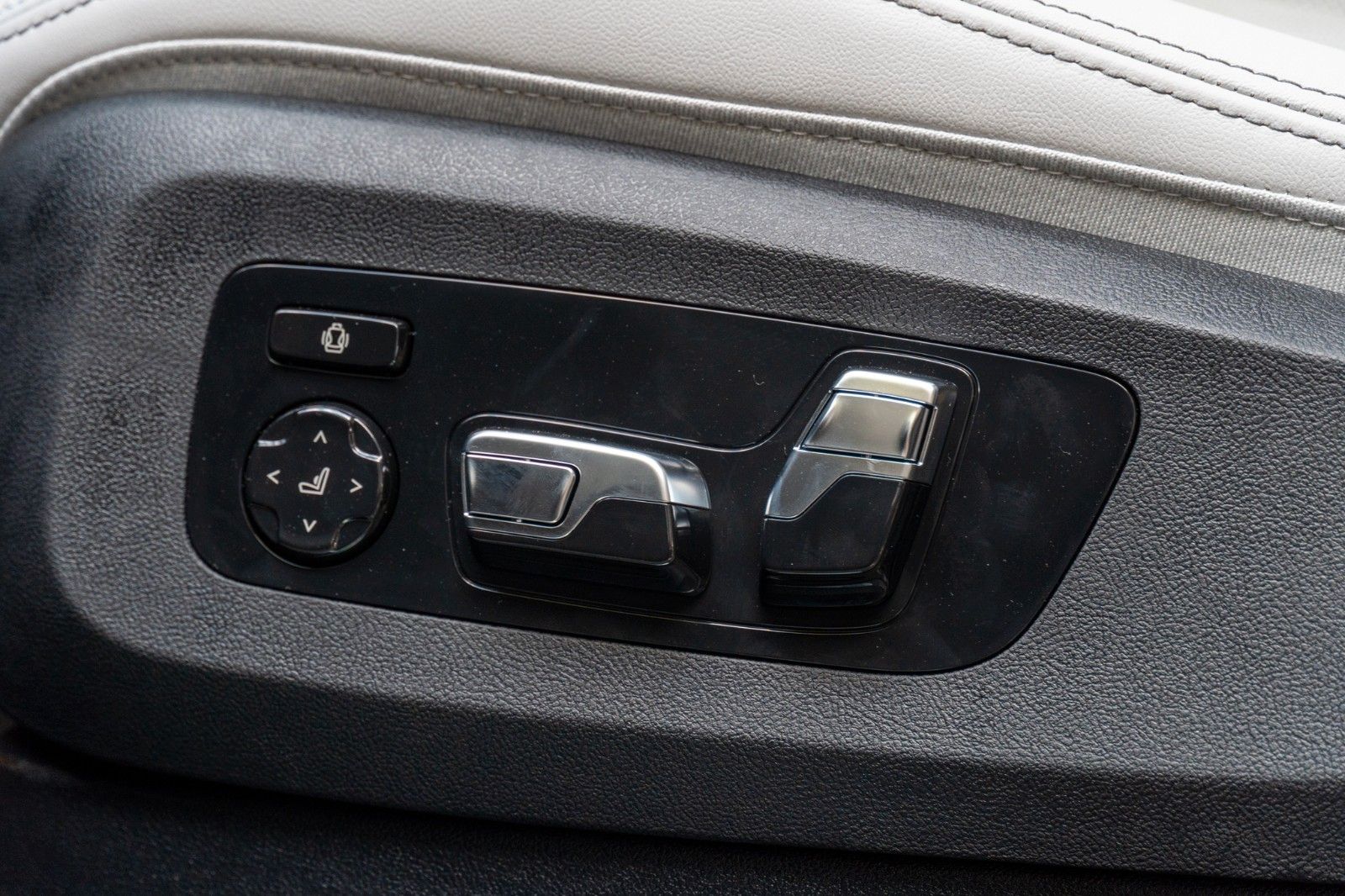 BMW X6 40d M SPORT.DR.ASS.SOFTC.SKY.H/K.LED.360°.AHK