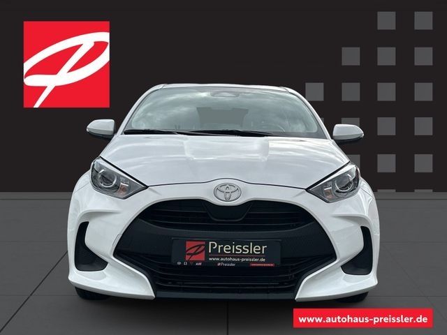 Toyota Yaris Hybrid Business Edition Navi Soundsystem B