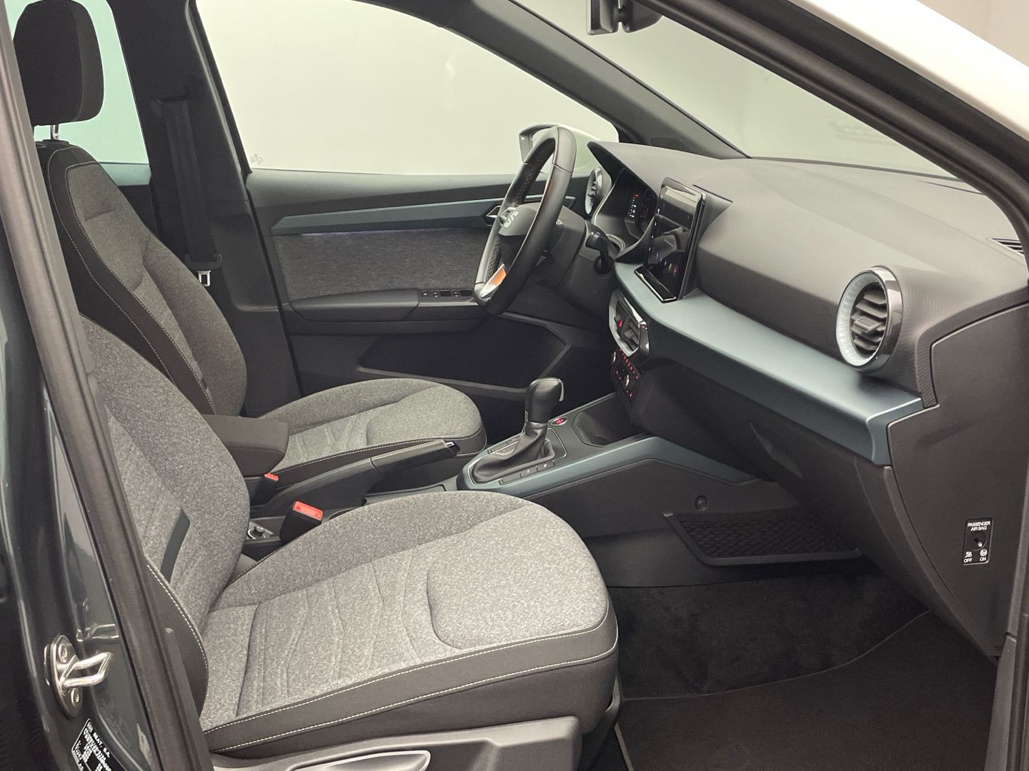 Seat Arona Xperience 1.0 TSI DSG - Samsaru's Car Outlet