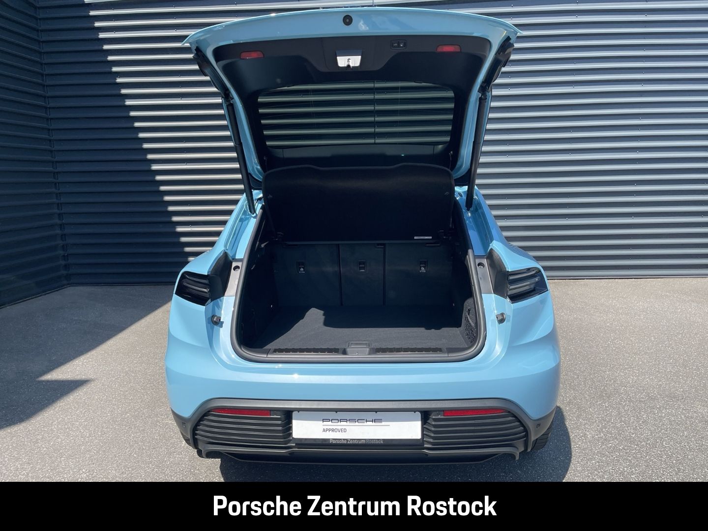 Porsche Macan 4 BOSE Rückfahrkamera Abstandstempomat LED