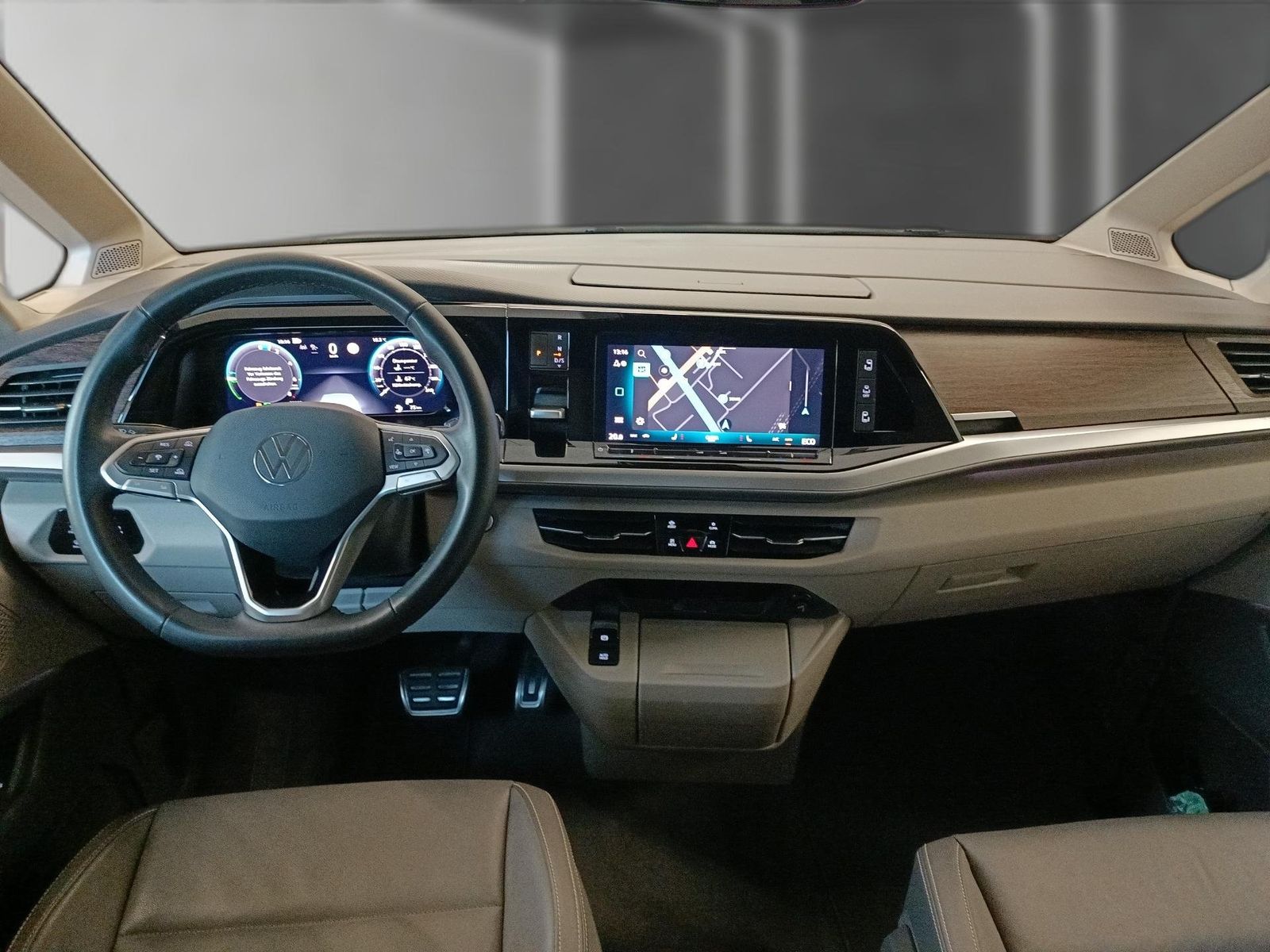 Volkswagen T7 Multivan 1,5 TSI eHybrid lang 4M AHK*ACC*LED
