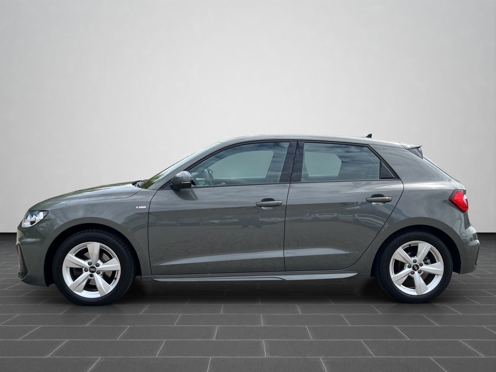 Audi A1 Sportback S line 30 TFSI S-TRONIC - Samsaru's Car Outlet