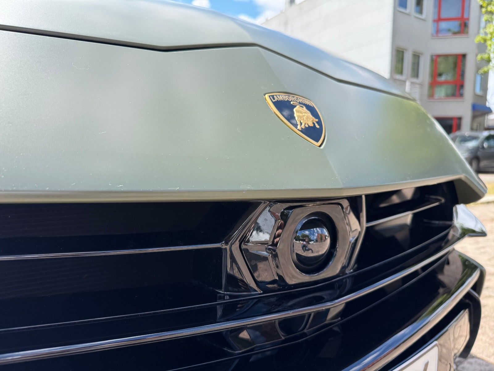 Lamborghini Urus 4.0 V8 S - Samsaru's Car Outlet