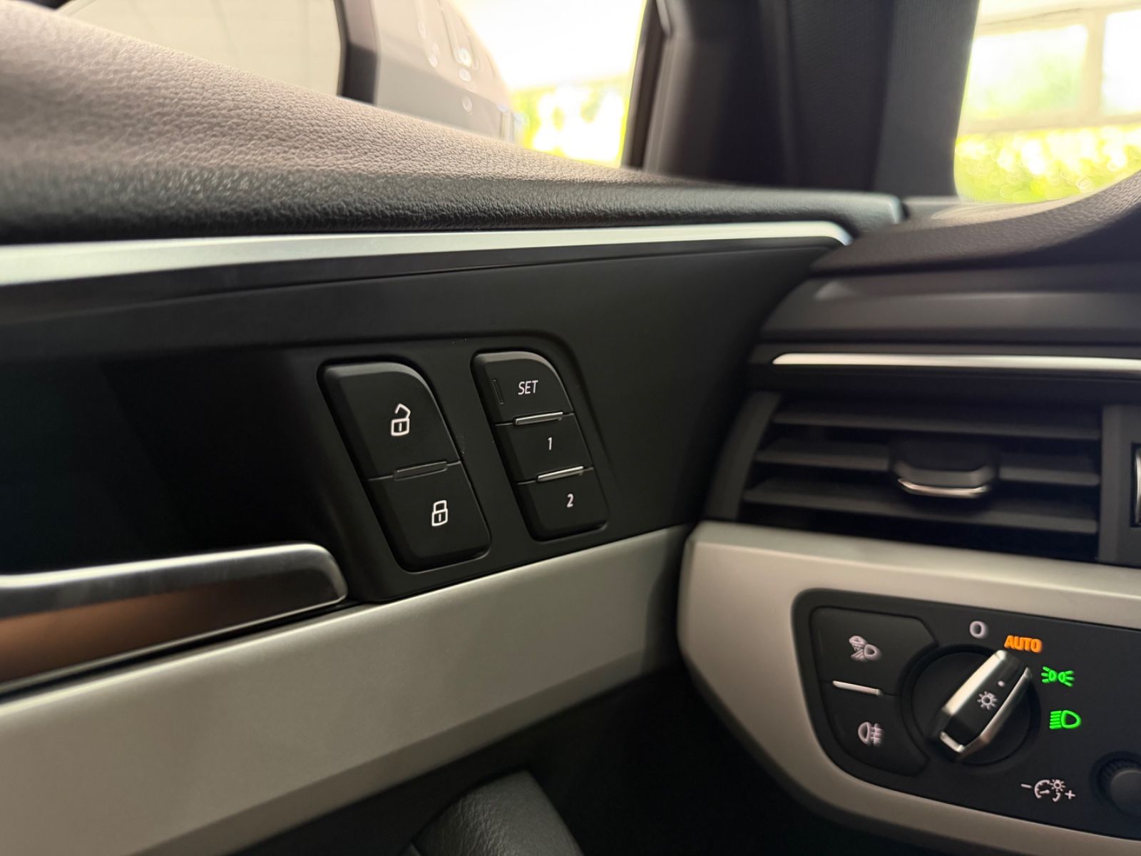 Audi A4 Avant 50 TDI quattro S line*PANO*ACC*CARPLAY*