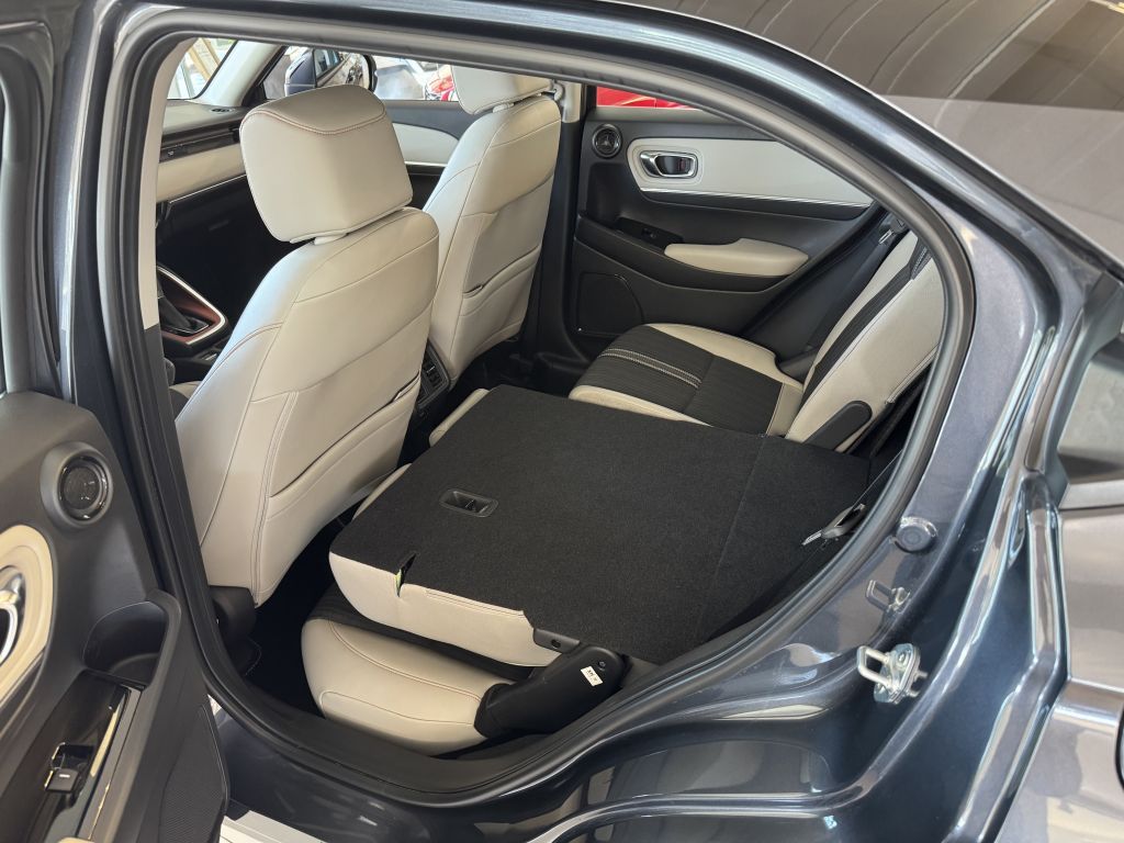 Honda HR-V e:HEV 1.5 i-MMD Hybrid Advance Style