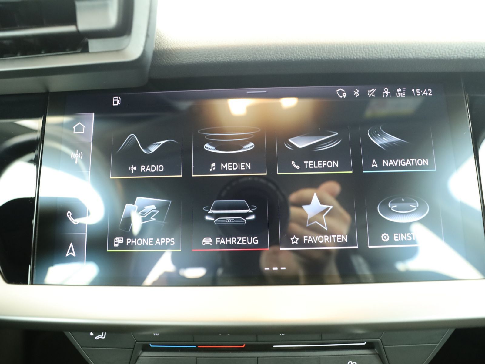 Audi A3 Sportback 35 TFSI S line *LED*PDC*MMI-Plus*