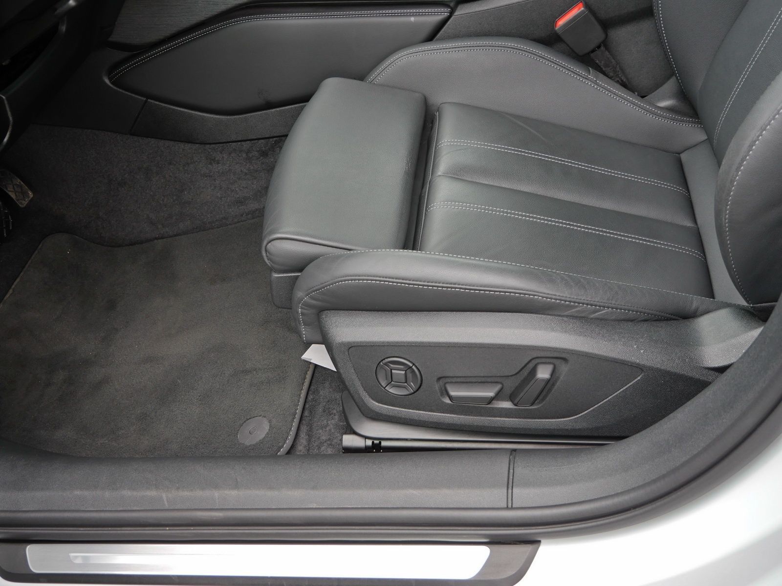 Audi A5 Avant 40 TFSI qu. S line Matrix*AHK*B&O*HuD*