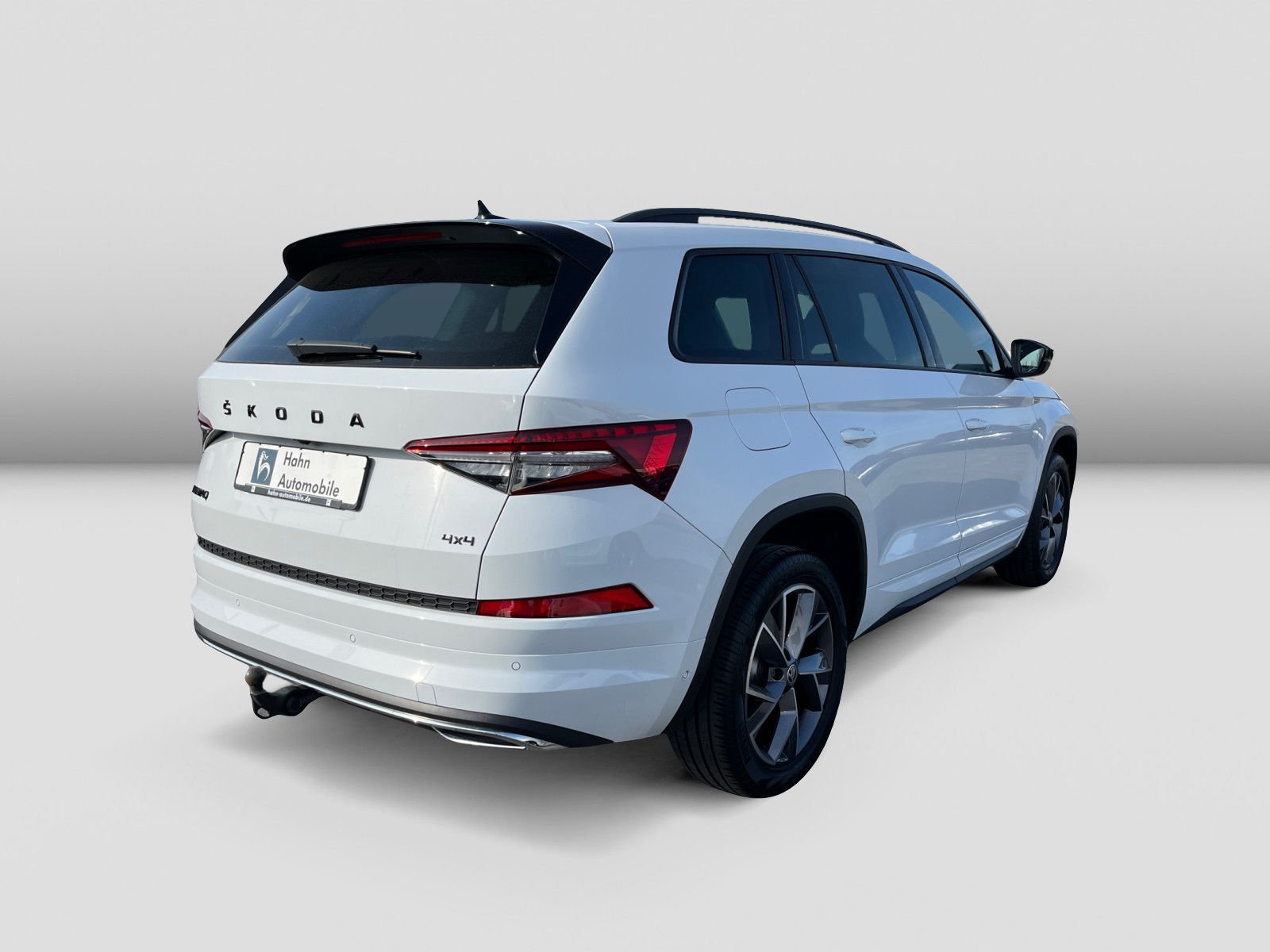 Skoda Kodiaq 2.0TDI DSG 4x4 Sportline  360° AHK Standh