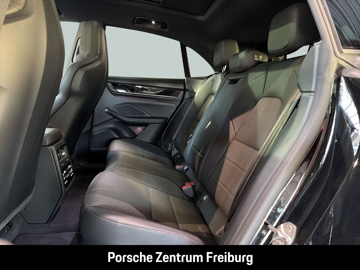 Porsche Macan 4 LED-Matrix lLuftfederung PASM 21-Zoll