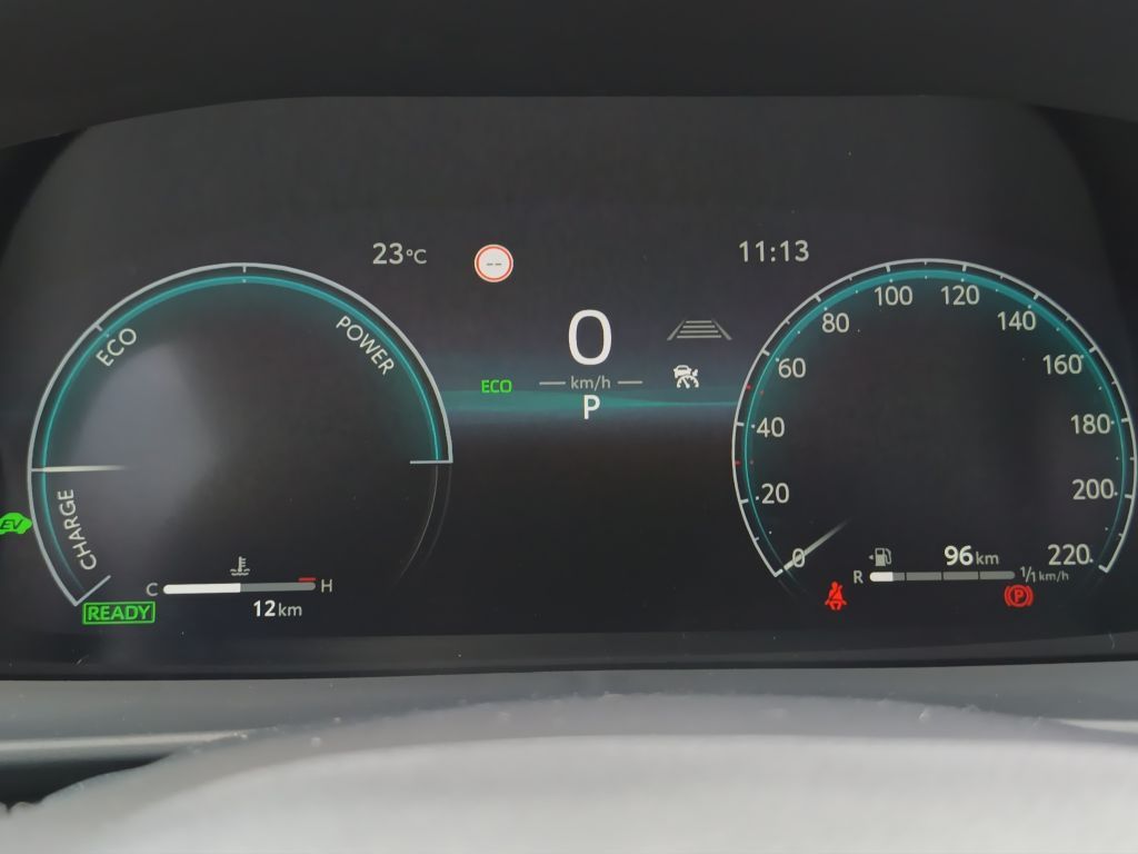 Toyota C-HR 2.0 Hybrid Teamplayer + Technik-Paket