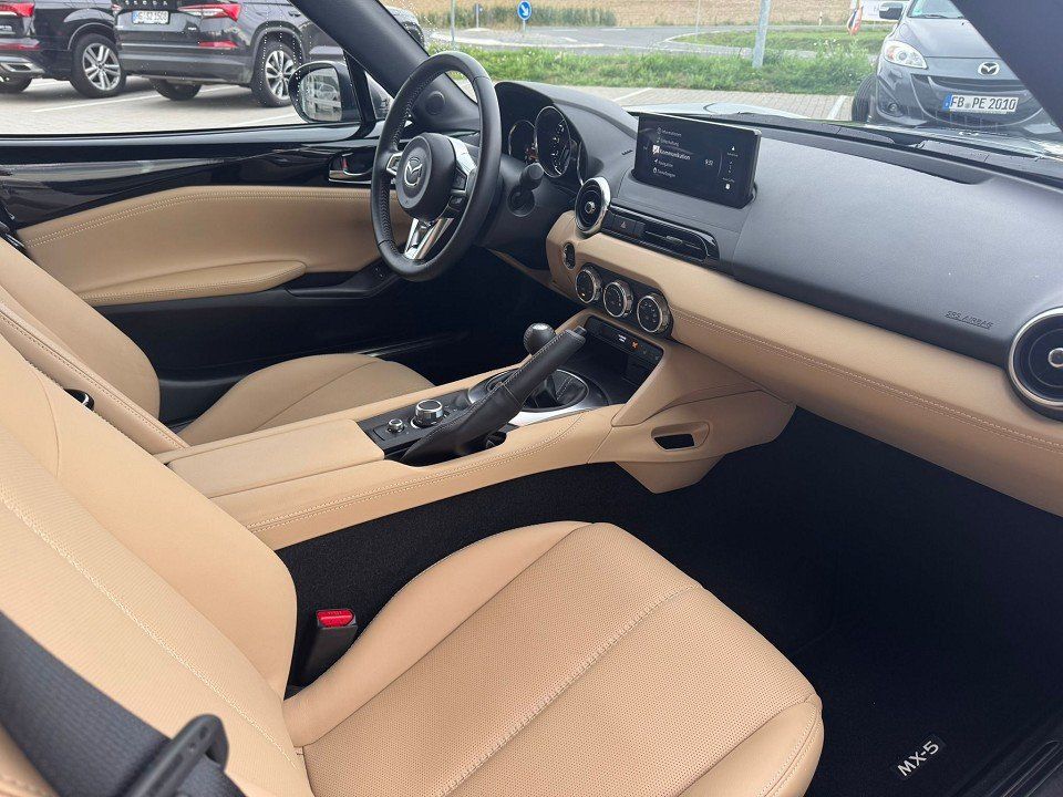 Mazda MX-5 2.0 (184PS) Schalter Kazari Rückfahrk. Navi