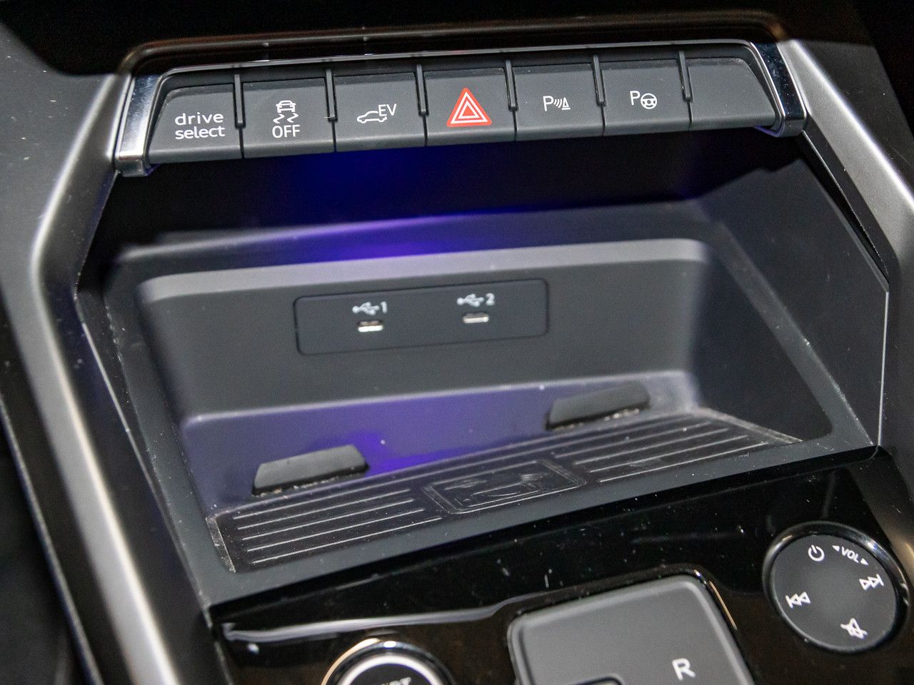 Audi A3 Sportback 40 TFSI e - Samsaru's Car Outlet