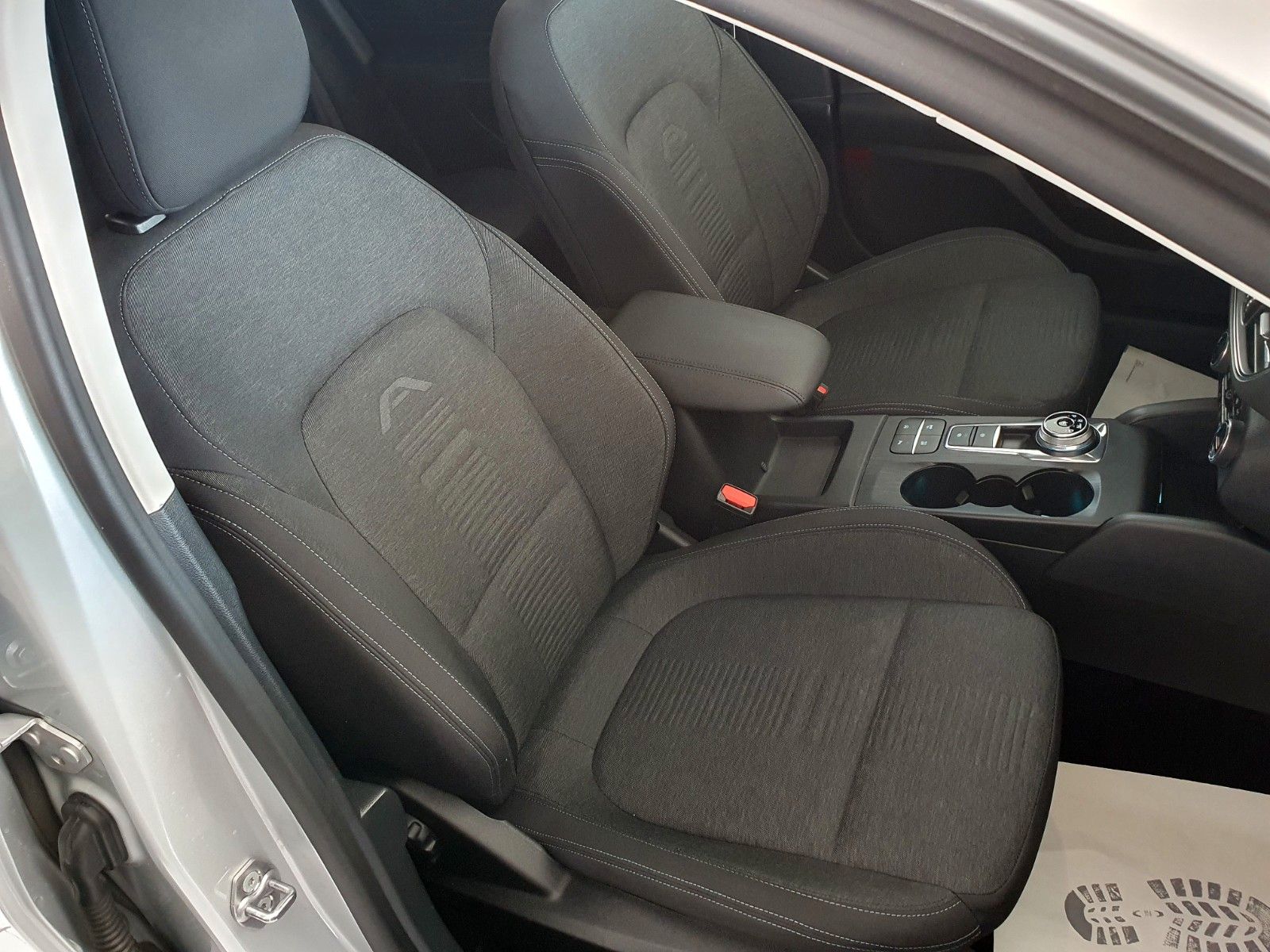 Ford Focus Turnier Active - Samsaru's Car Outlet