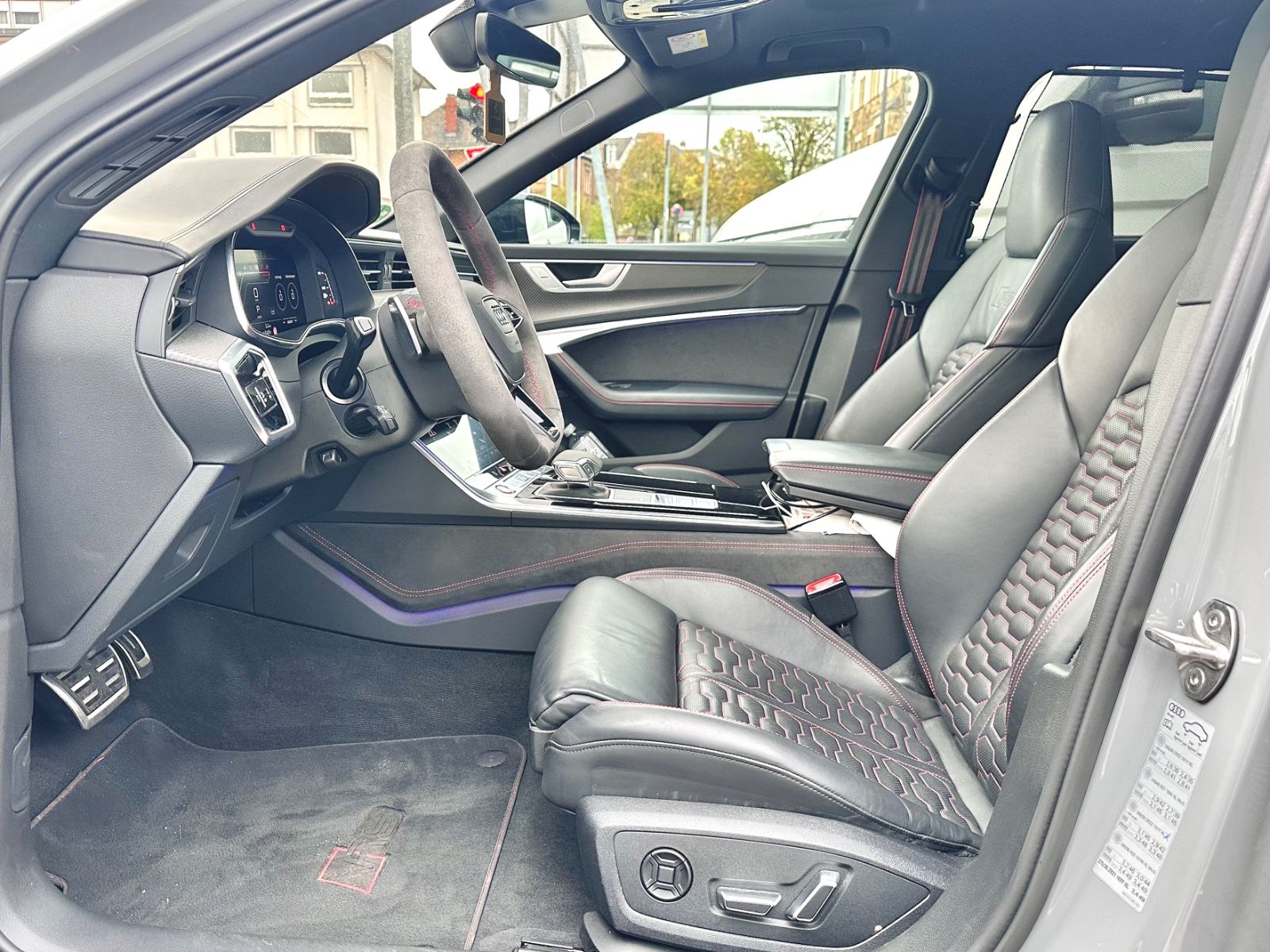 Audi RS6 AVANT QUATTRO*PANO+VOLL+AHK*