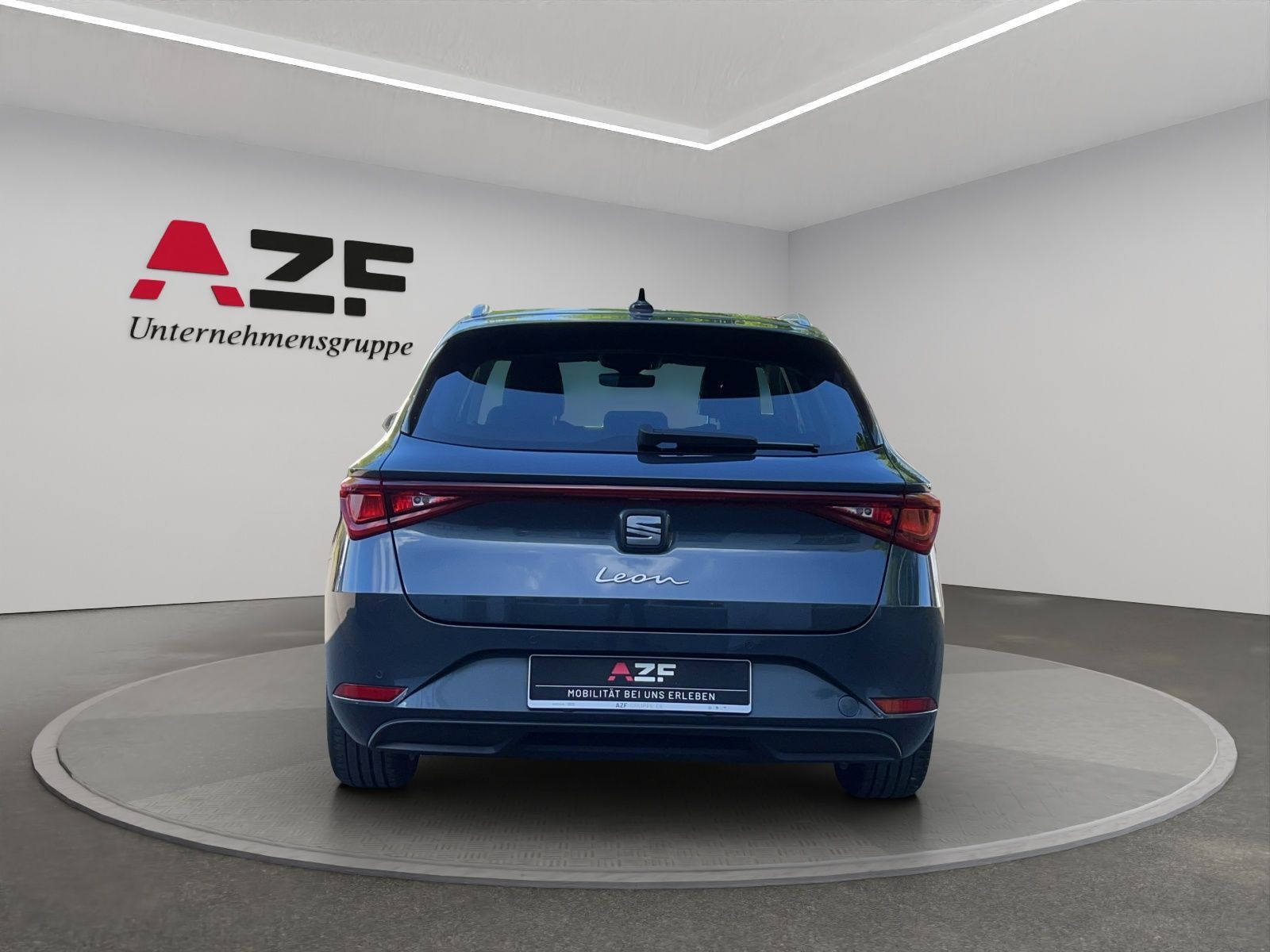 Seat Leon Sportstourer 2.0 TDI DSG Xcellence - Samsaru's Car Outlet