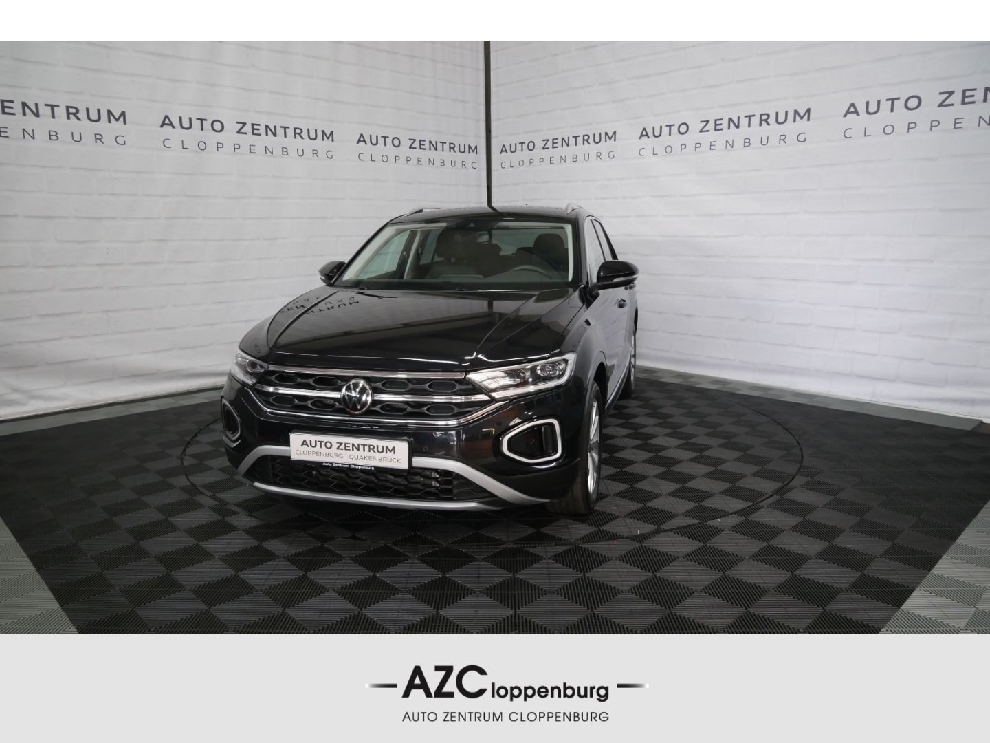Volkswagen T-Roc Style 1.5 TSI - Samsaru's Car Outlet