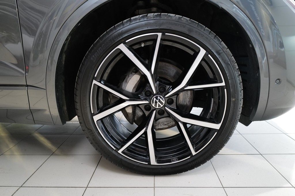 Volkswagen Touareg 3.0TDI R-Line BlackStyle Allradlenk StdH