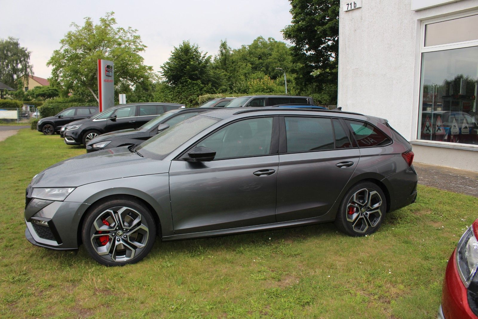 Skoda Octavia Combi RS - Samsaru's Car Outlet