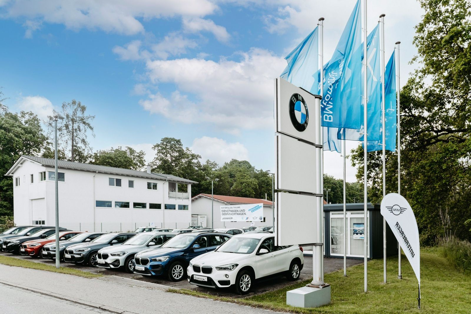BMW X1 xDrive20d xLine - Samsaru's Car Outlet