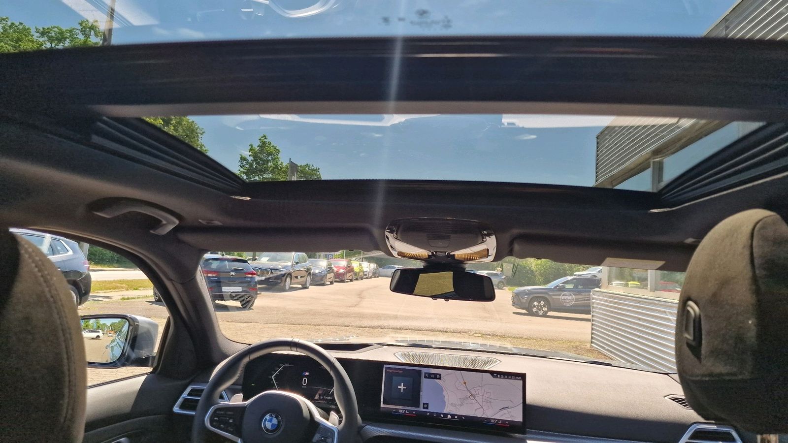 BMW 330i xDrive M Sportpaket Head-Up HiFi DAB LED