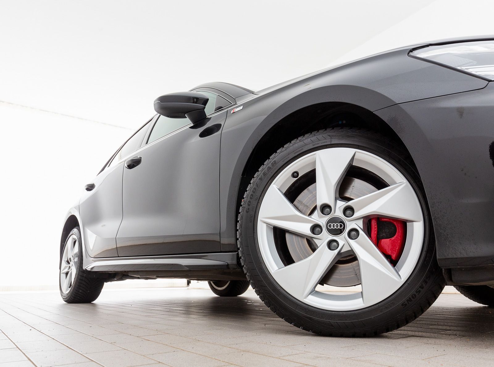 Audi A3 Sportback TFSI e S line - Samsaru's Car Outlet