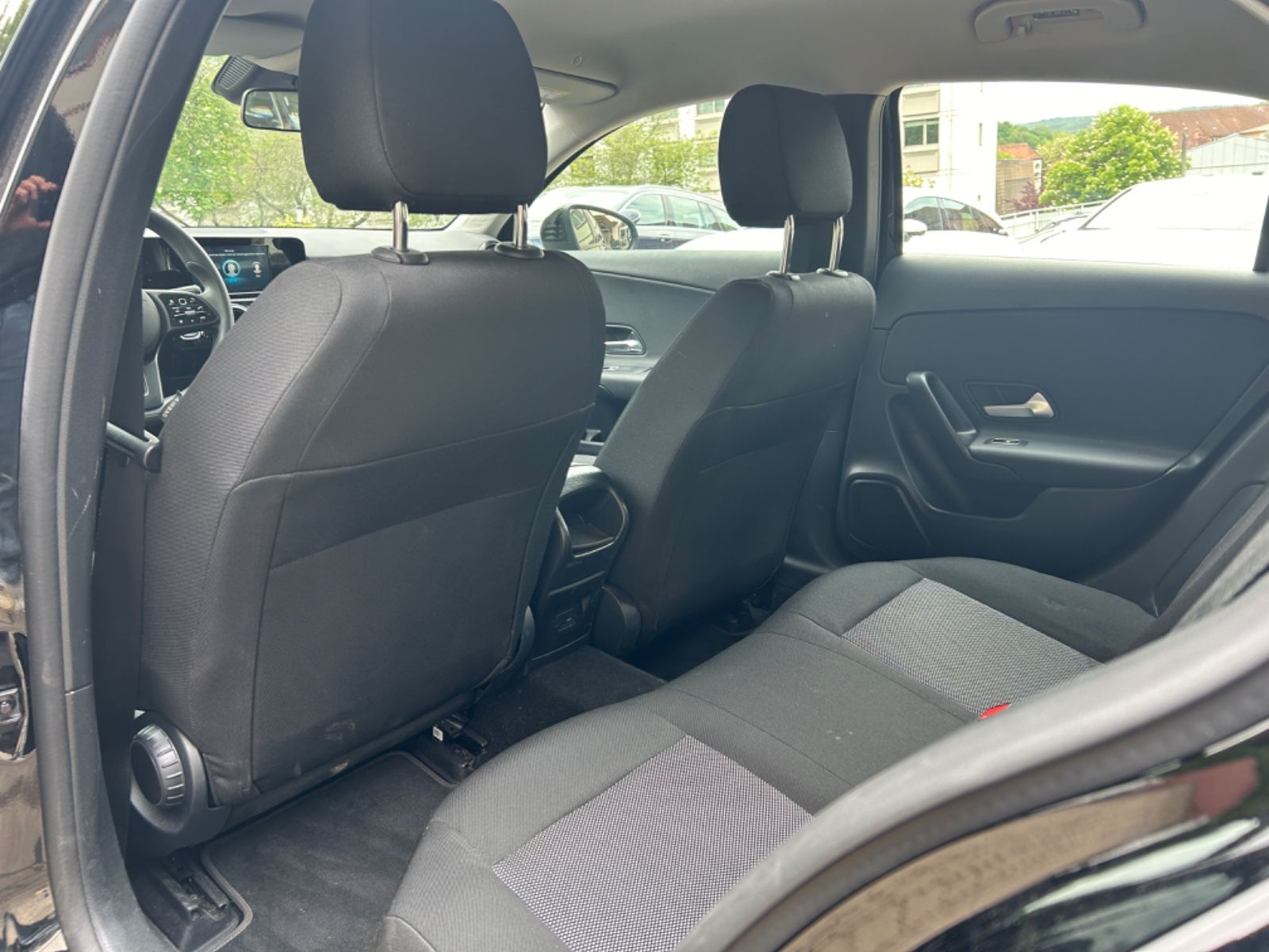 Mercedes-Benz A250e Business - Samsaru's Car Outlet