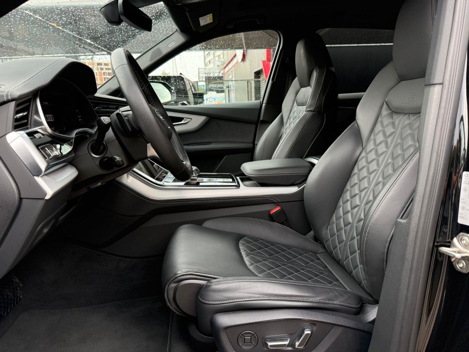 Audi Q7 60 TFSI Plug-In Hybrid S line