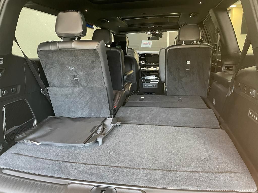 Jeep WAGONEER SERIES III E-TORQUE 5.7L-V-8 McIntosh