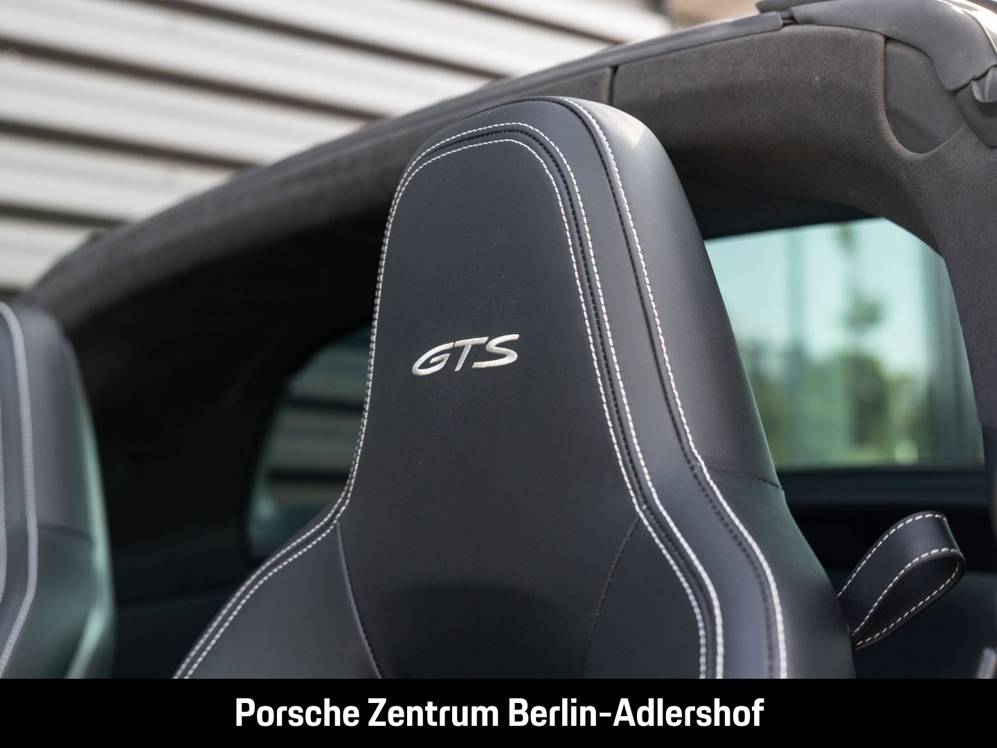 Porsche 992 911 Targa 4 GTS BOSE Sportabgasanlage LED