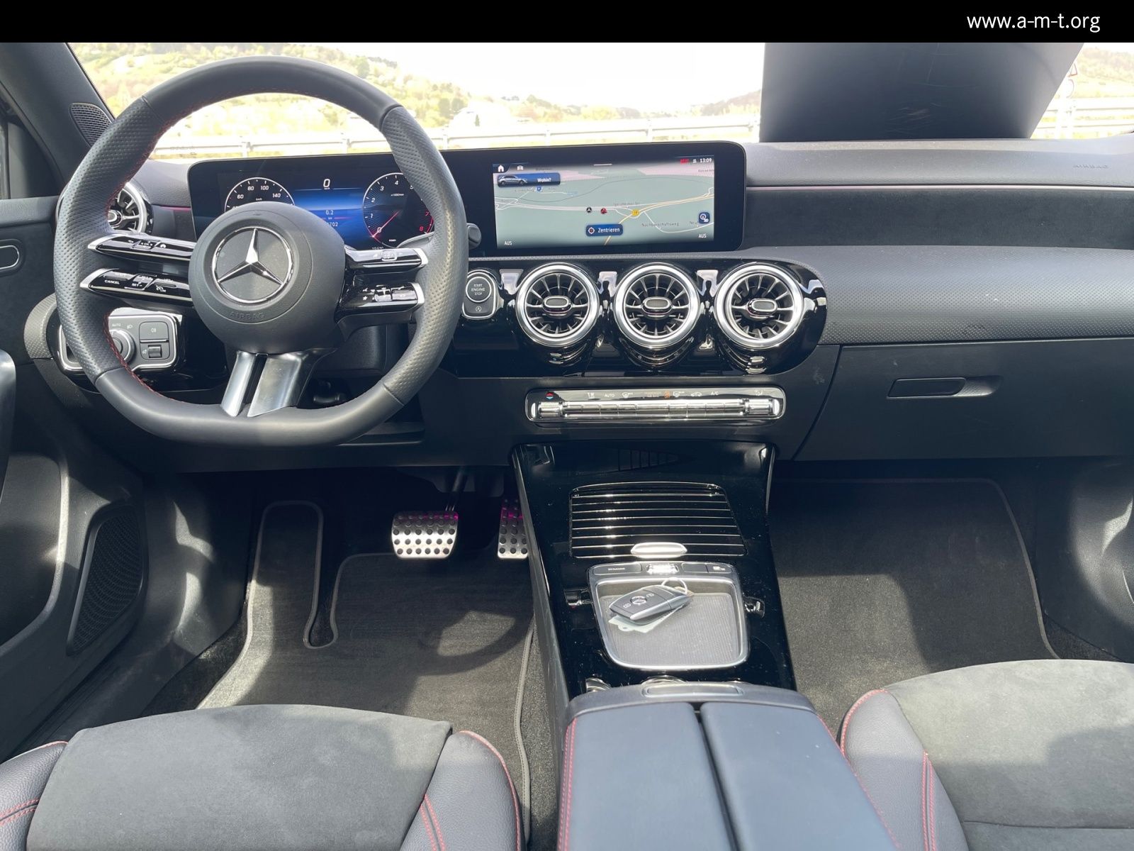 Mercedes-Benz A 200 AMG Line Advanced Plus - Samsaru's Car Outlet
