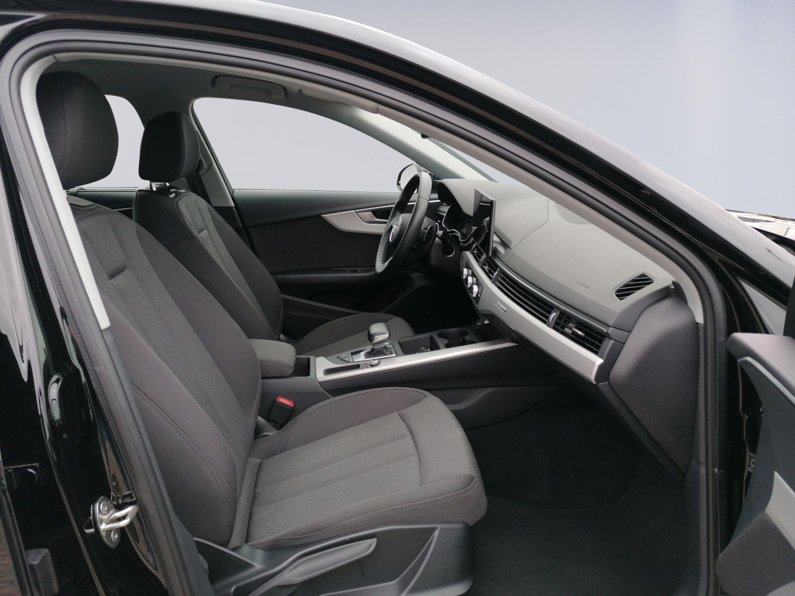 Audi A4 allroad quattro 2. 0 TFSI S tronic NAVI+AHK