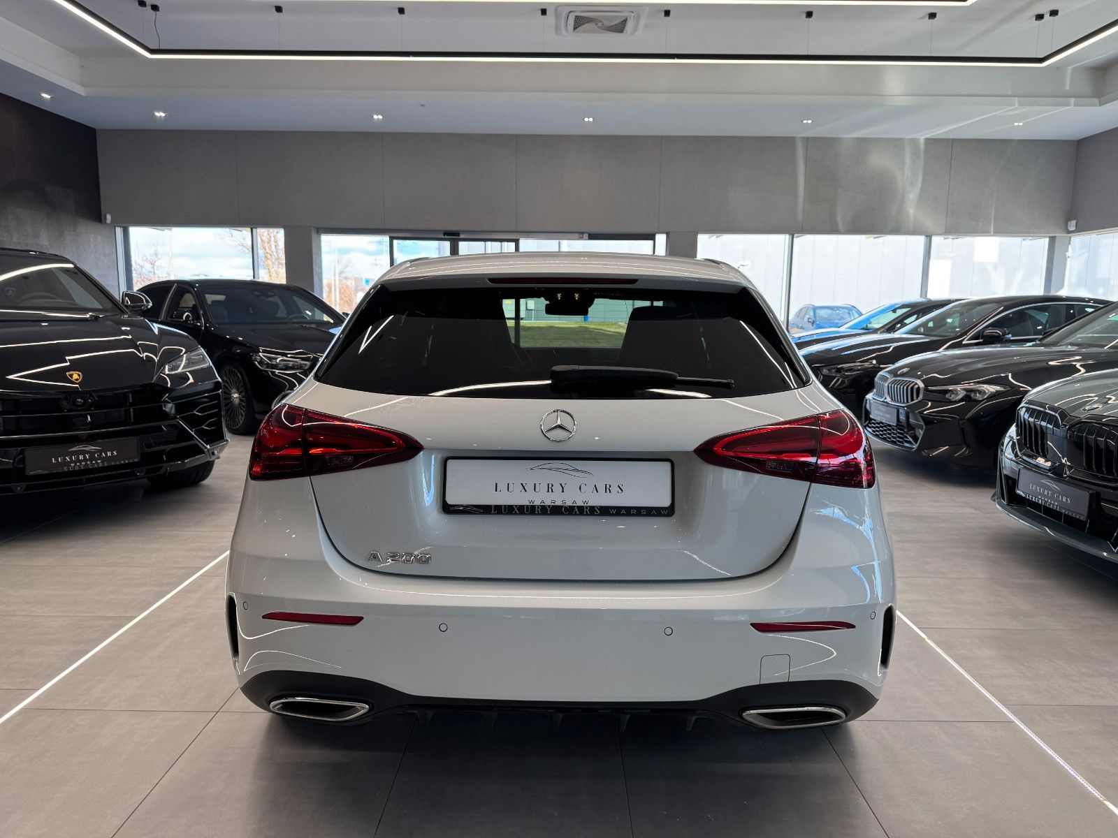 Mercedes-Benz A 200 AMG Line - Samsaru's Car Outlet