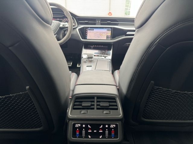 Audi RS6 Avant 4.0TFSI LASER-MATRIX DYNAMIC Vmax 22''
