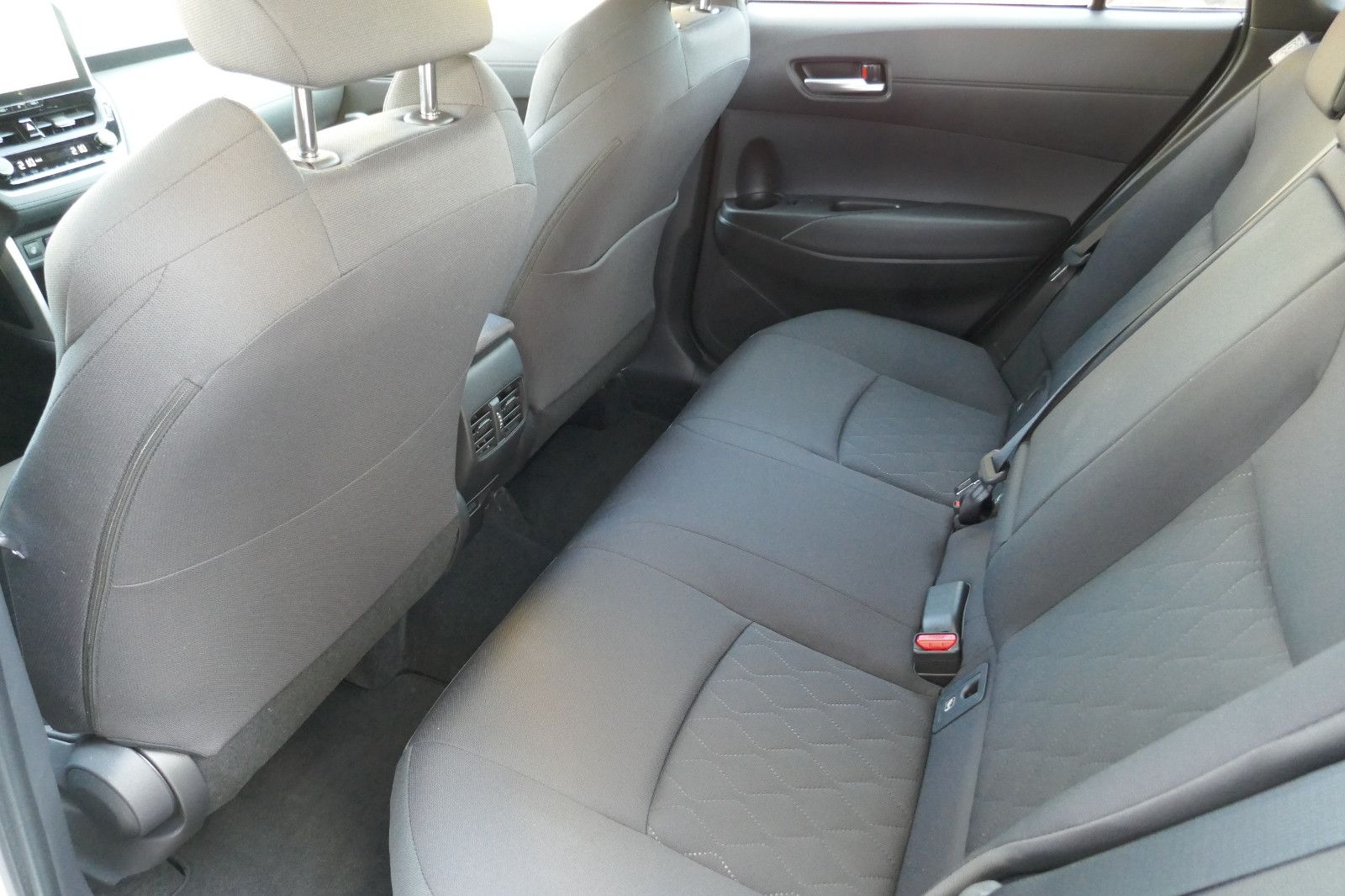 Toyota Corolla Cross XG10 FWD - Samsaru's Car Outlet