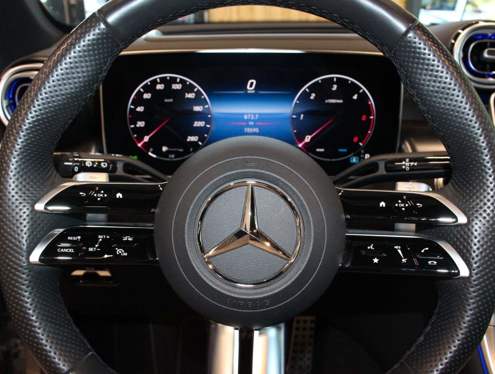 Mercedes-Benz GLC 220d 4Matic AMG Line Pano*Allradlenkung*VOLL