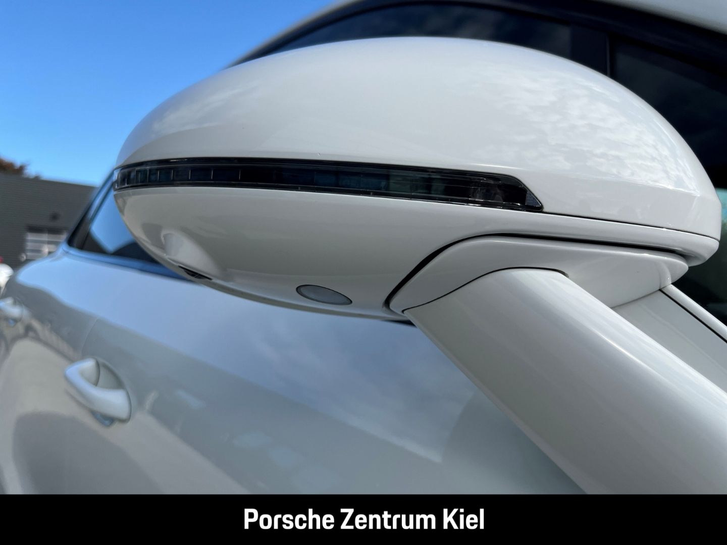 Porsche Macan S Standheizung BOSE Luftfederung 21-Zoll