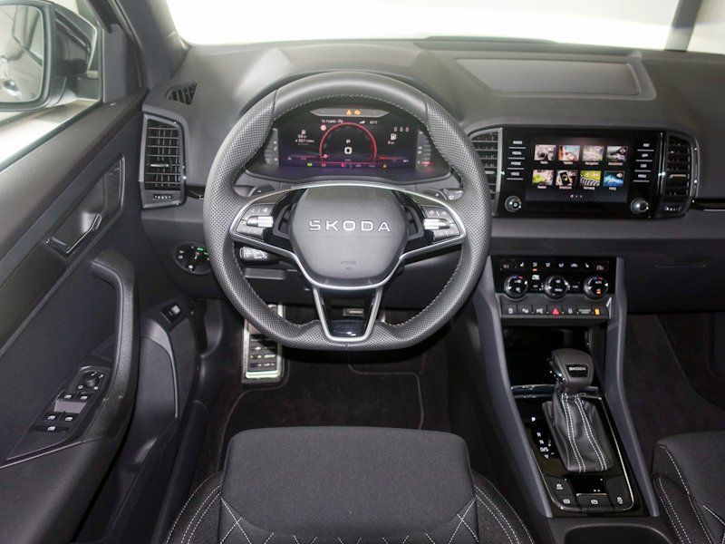 Skoda Karoq 1.5 TSI DSG Sportline *5 Jahre Garantie bi