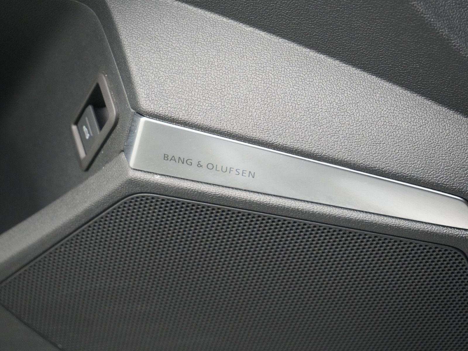 Audi A3 - Samsaru's Car Outlet