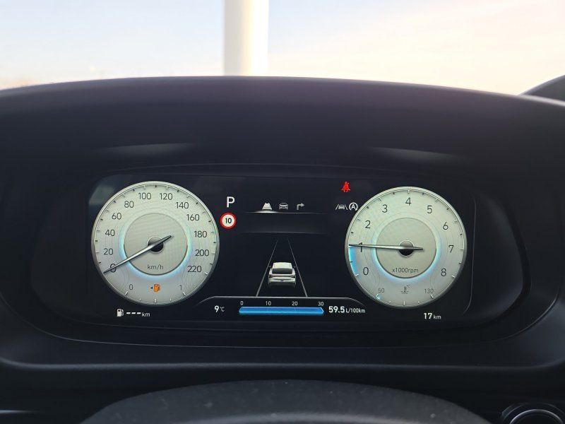 Hyundai i20 1.0 T-GDI 7DCT 17*Alu/LED/Navi/Keyless/ACC/S