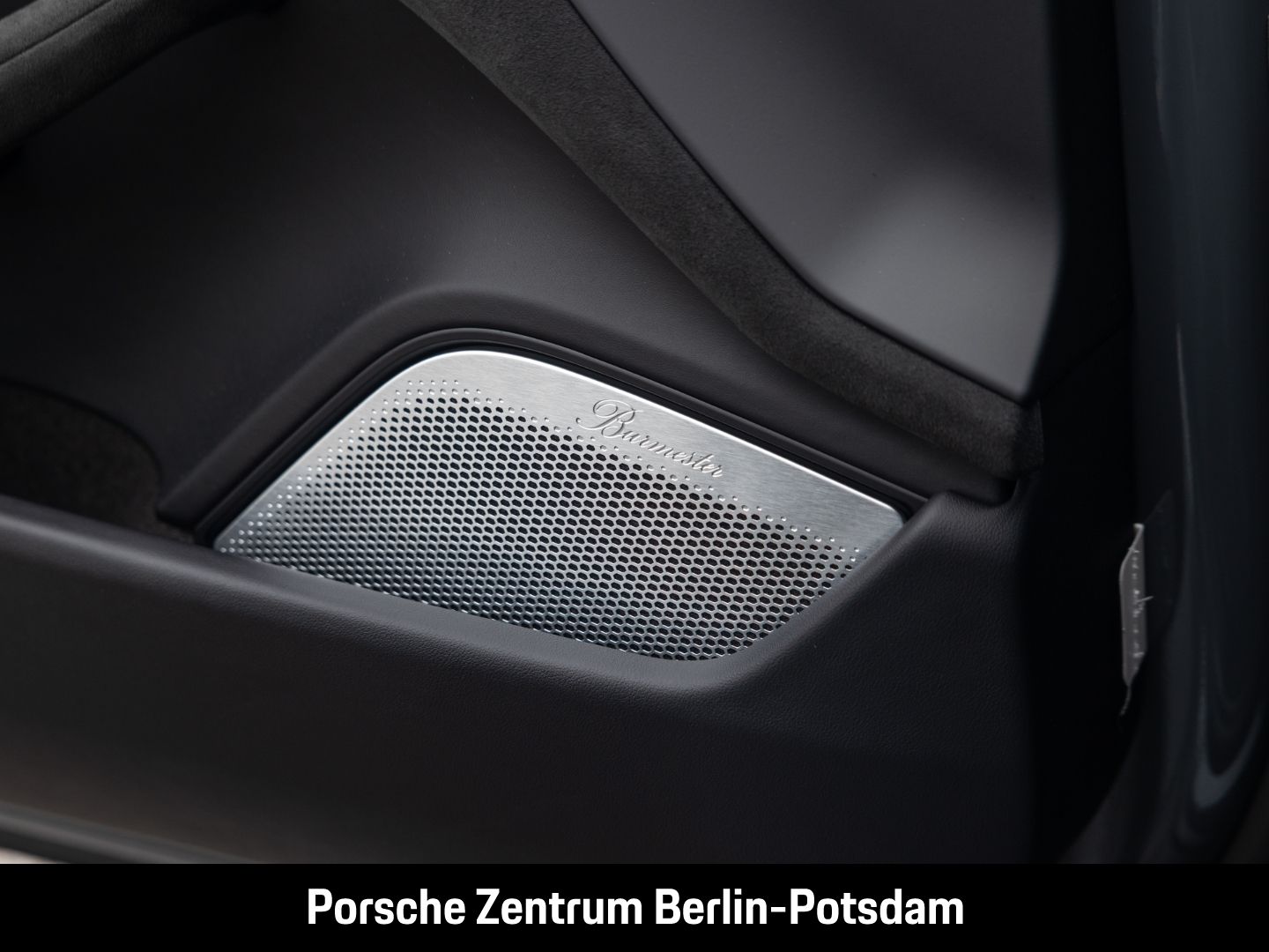 Porsche Taycan GTS Burmester HA-Lenkung Active-Ride
