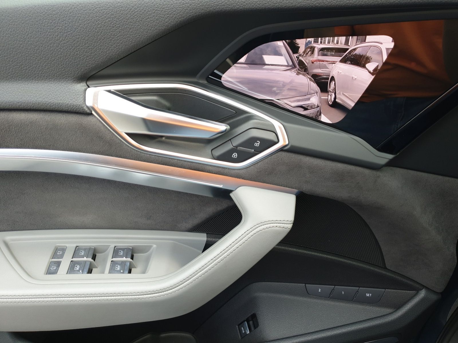 Audi e-tron Sportback 55 Q 2x S LINE UPE125 V-SPIEGEL