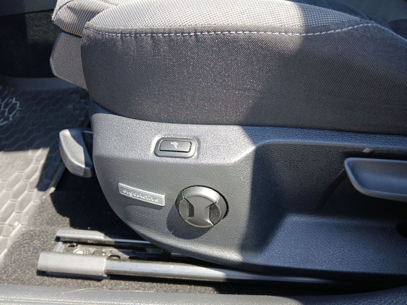 Volkswagen GOLF TSI 1.5 Highline DSG - Samsaru's Car Outlet