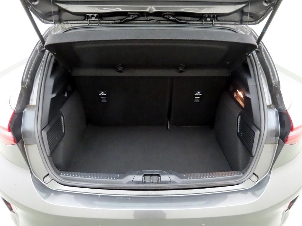Ford Focus 1.0 M-Hybrid Aut. ST-Line iACC+Kam+LED+SHZ
