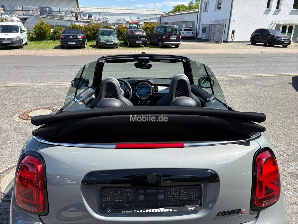 MINI Cooper S Cabrio JCW - Samsaru's Car Outlet
